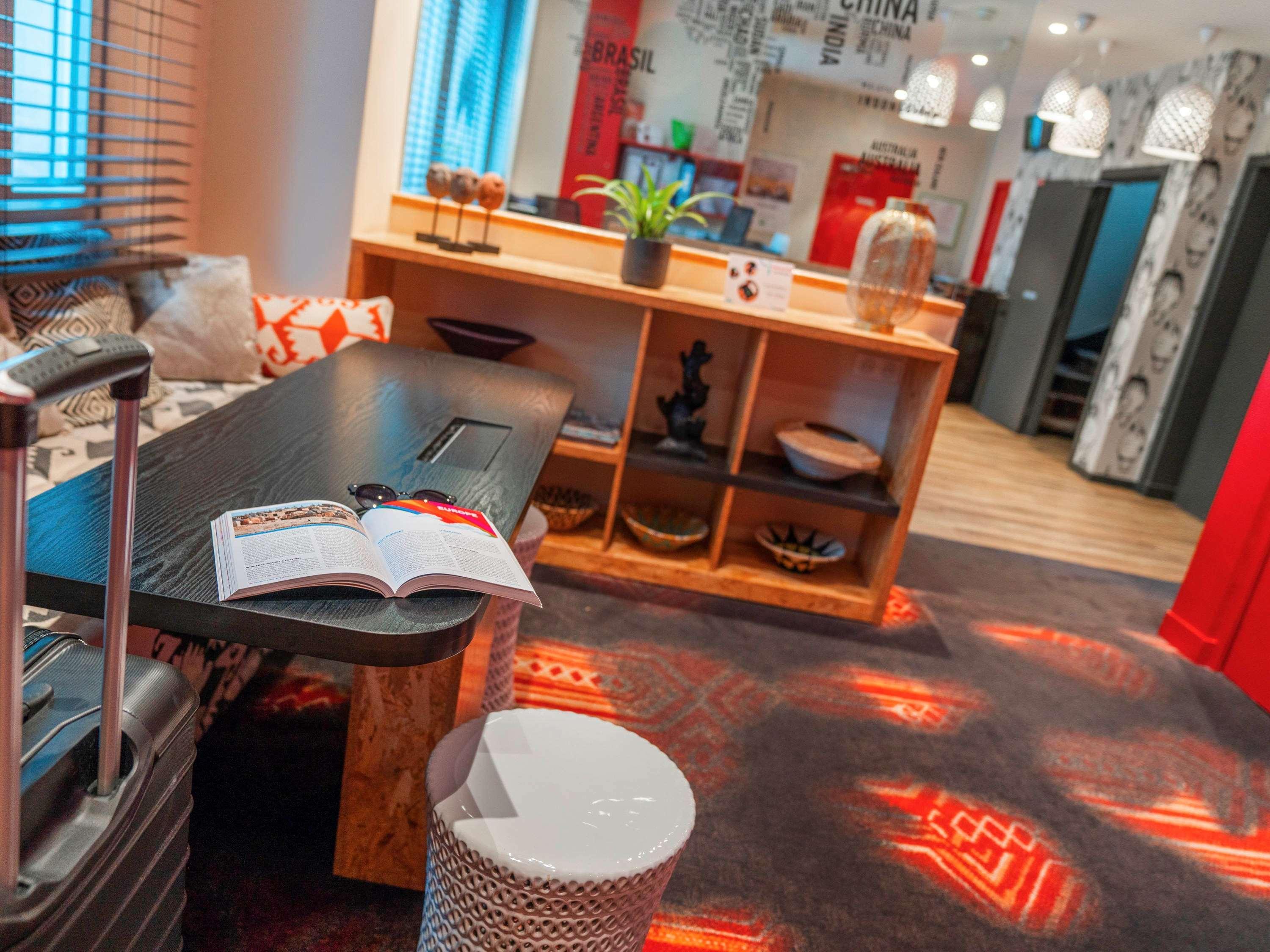 Hotel Ibis Styles Paris Boulogne Marcel Sembat Exterior foto